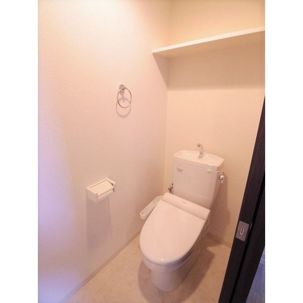 トイレ　シャワートイレ