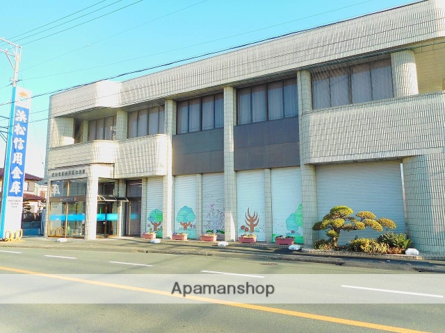 銀行　浜松磐田信用金庫浜北支店（銀行）まで496m