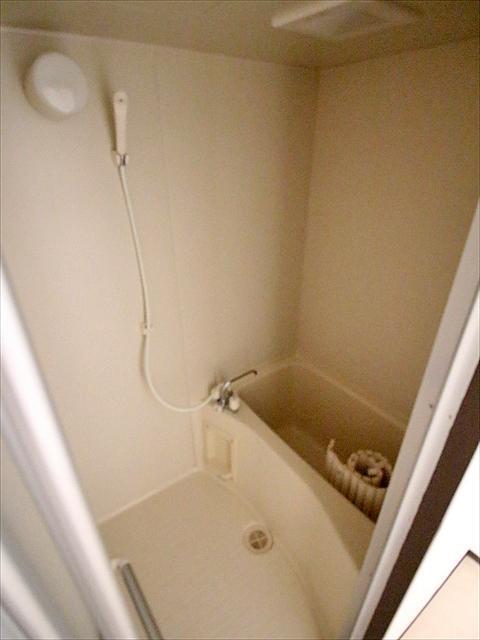 バス・シャワールーム　松山市緑町　フォルテ緑町　浴室