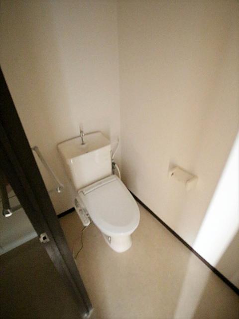 トイレ　松山市緑町　フォルテ緑町　トイレ