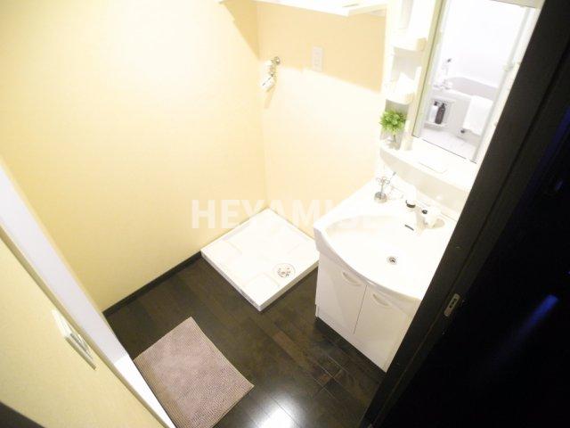 洗面設備　※同間取りのモデルルームの画像です（家具家電は付きません）※