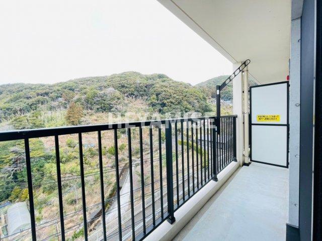 バルコニー　※同間取りのモデルルームの画像です（家具家電は付きません）※