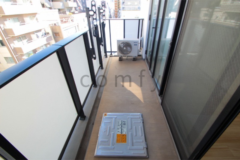 バルコニー　バルコニー