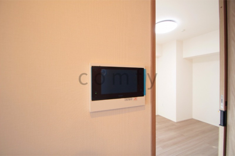 セキュリティ　モニター付きインターホン