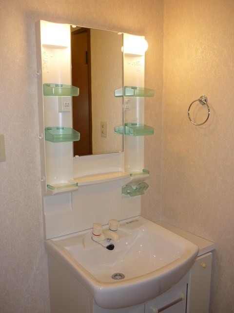 洗面設備　反転タイプ参考写真