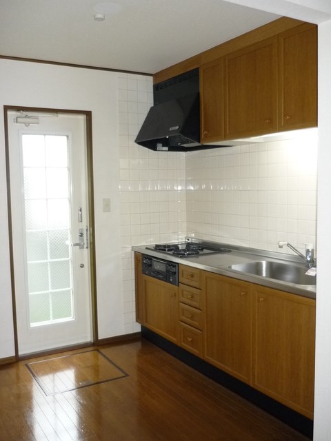 キッチン　反転タイプ参考写真