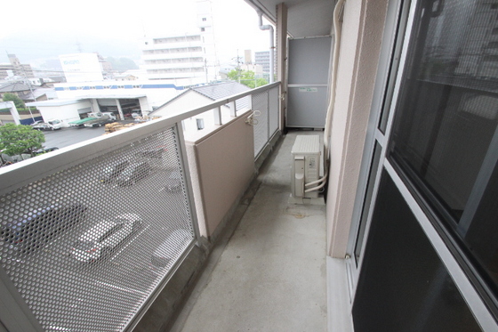 バルコニー　※別部屋の写真です