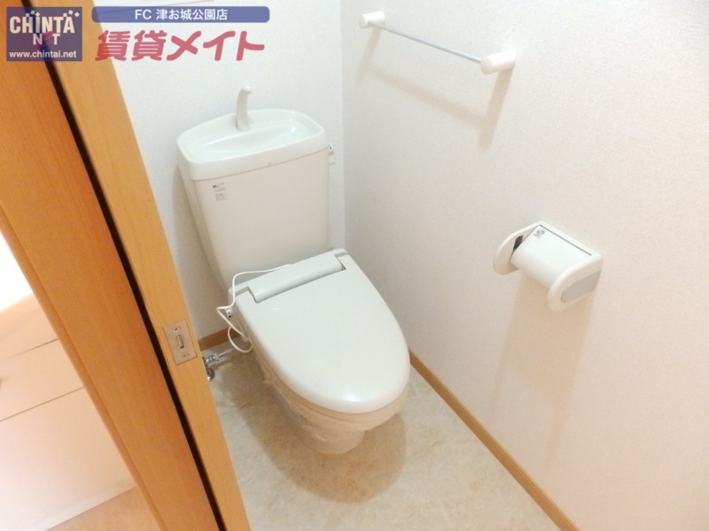 トイレ　同タイプの部屋写真です