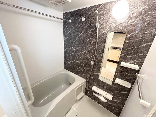 バス・シャワールーム　バス（イメージ）