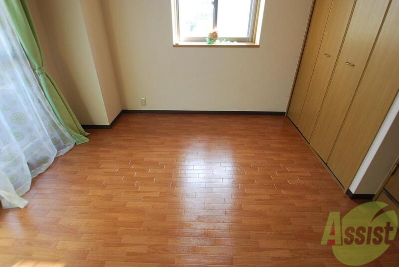 居室・リビング　南向きの明るいお部屋