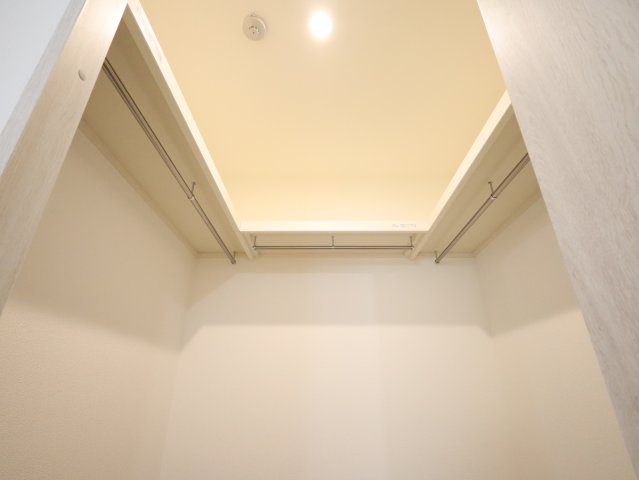 収納　同系モデル写真