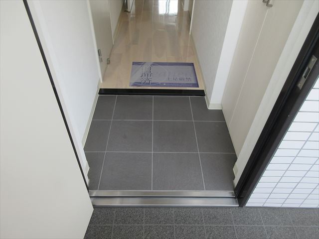 玄関　GRAN DUKE新栄