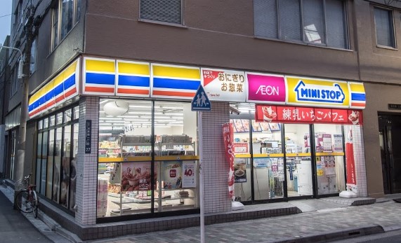 コンビニ　ミニストップ浅草橋１丁目店（コンビニ）まで382m