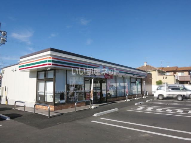 コンビニ　セブンイレブン岡崎矢作町店（コンビニ）まで744m