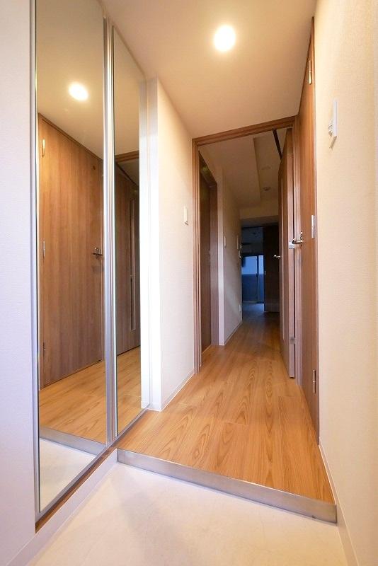 玄関　収納もある玄関です