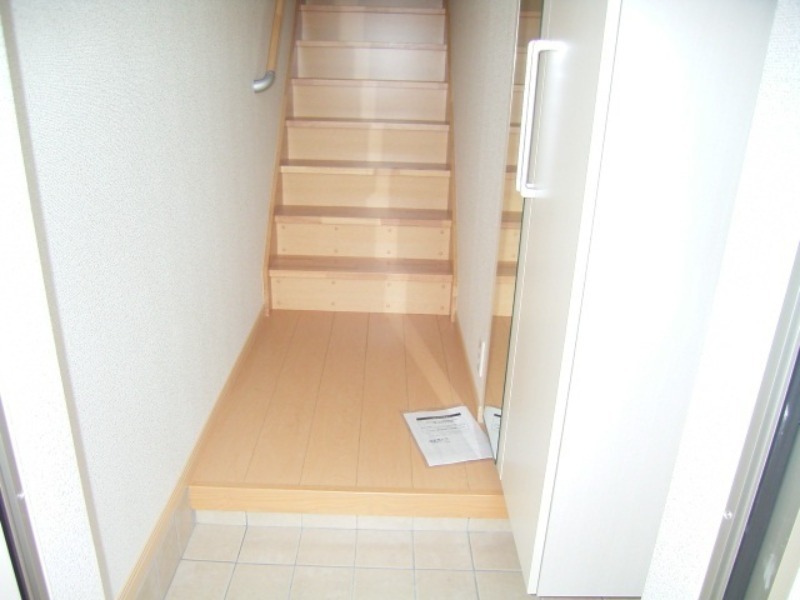 玄関　図面と現状に相違がある場合には現状を優先