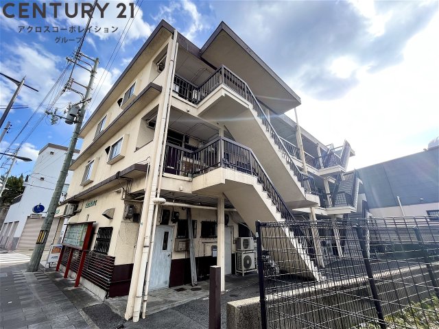 建物外観　最寄駅から徒歩4分の駅近物件！