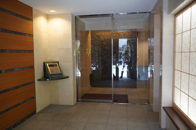 エントランス　エントランス