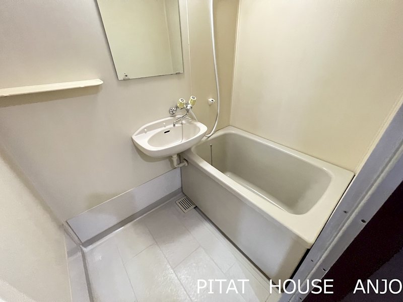 バス・シャワールーム　参考写真１０８