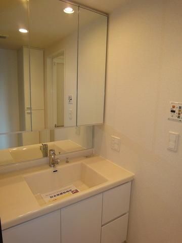 洗面設備　シャンプードレッサー