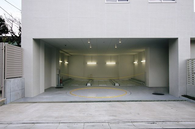 駐車場　駐車場★