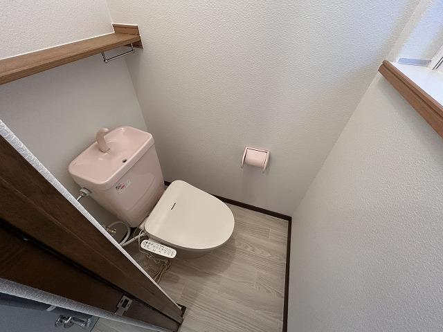 トイレ　トイレ