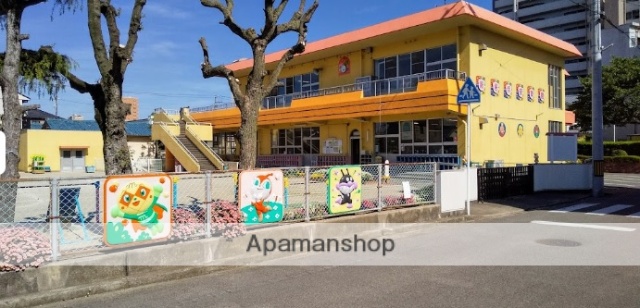 幼稚園・保育園　新居浜保育園（幼稚園・保育園）まで188m