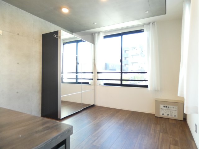 居室・リビング　居室※別部屋参考写真