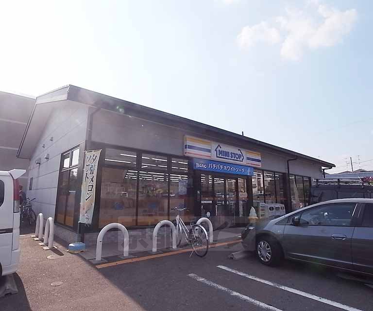コンビニ　ミニストップ白川通上高野店（コンビニ）まで1000m