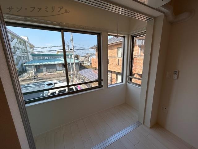 バルコニー　同一物件別部屋写真