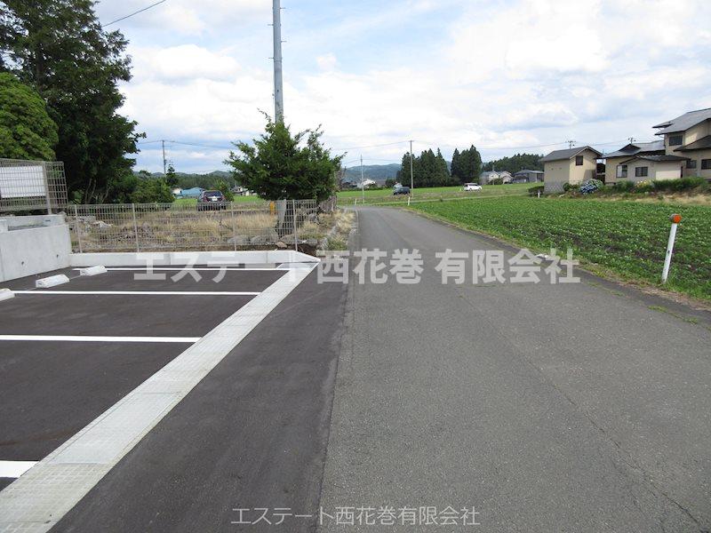 その他　南側は畑なので日当たりが良いです