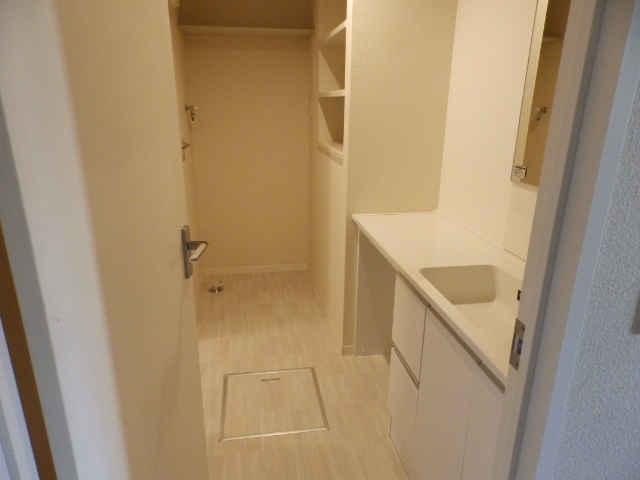 その他　脱衣室　室内洗濯機置き場