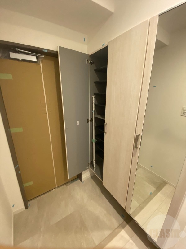 玄関　シューズボックスで玄関スッキリ