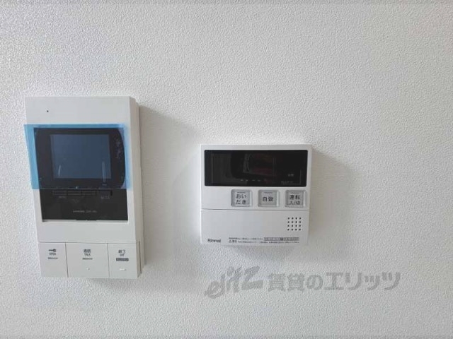 その他設備　給湯器リモコン