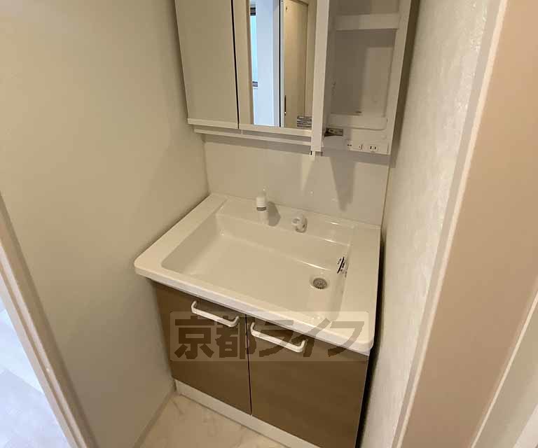 洗面設備　独立洗面台