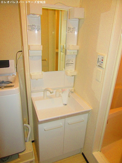 洗面設備　独立洗面台