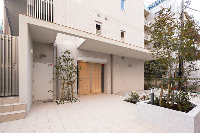 エントランス　エントランス