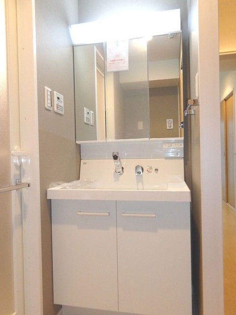 洗面設備　独立洗面台