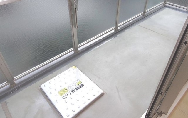 バルコニー　バルコニーあります