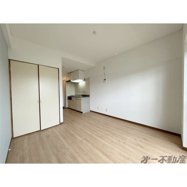 建物外観　洋室