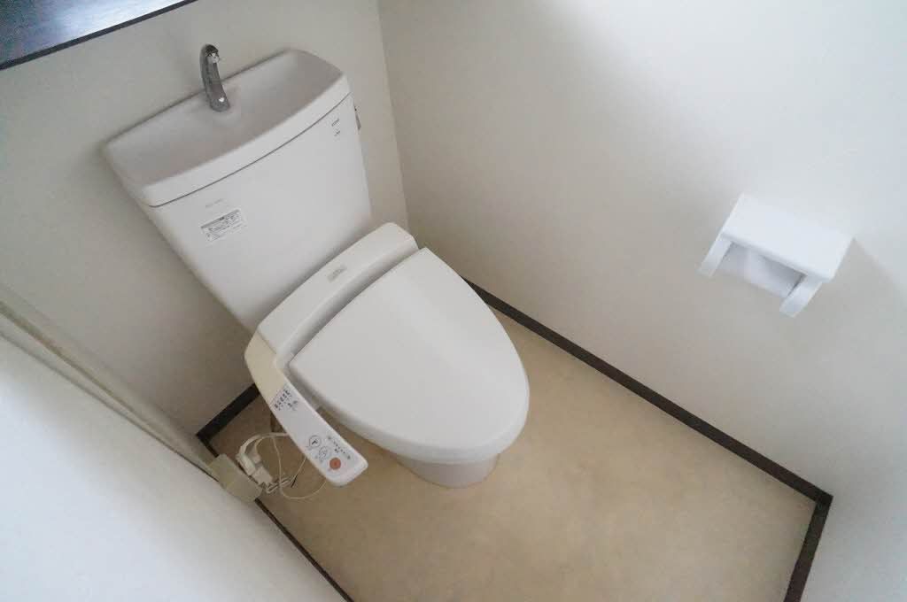 トイレ　トイレ