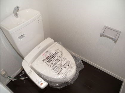 トイレ　※別号室の参考写真です。