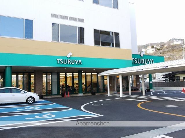 スーパー　ツルヤ上諏訪店（スーパー）まで487m