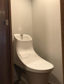 トイレ　トイレ