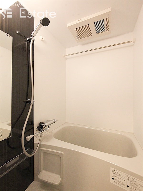 バス・シャワールーム　バスルーム