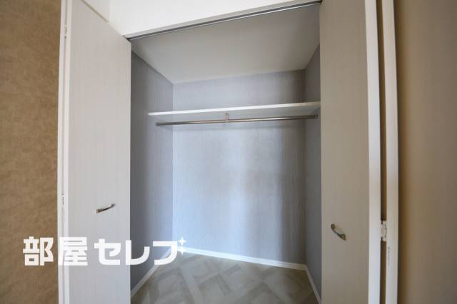 収納　１００２号室写真