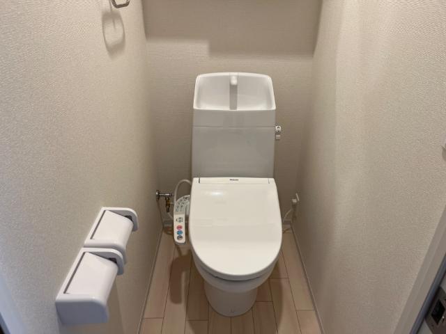 トイレ　シャワー付トイレ（イメージ）