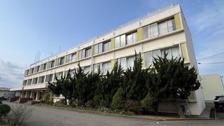 小学校　上越市立柿崎小学校（小学校）まで994m