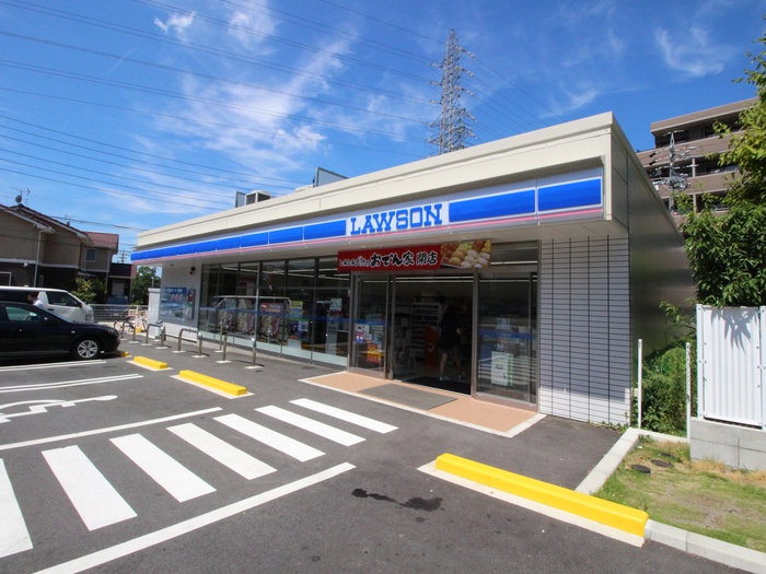 コンビニ　ローソン（コンビニ）まで390m