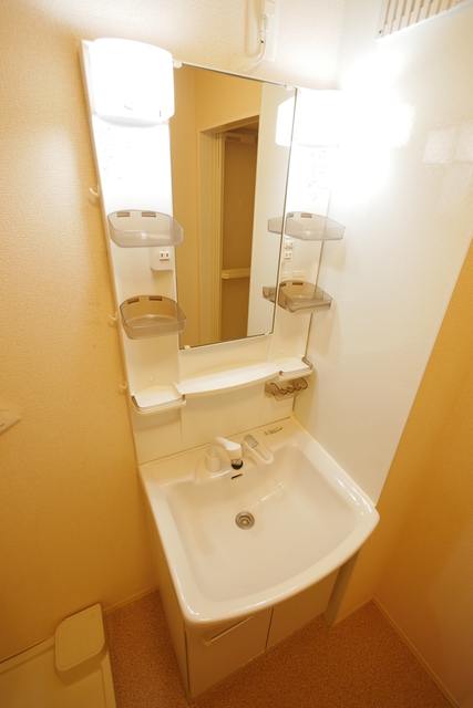 洗面設備　★独立洗面台がございます★